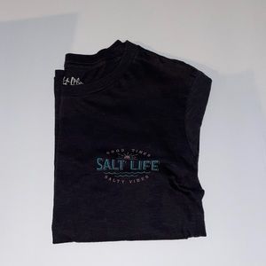 dark grey Salt life tee